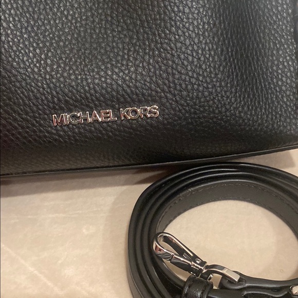 Michael Kors Black Chain Crossbody Bag - Picture 3 of 12